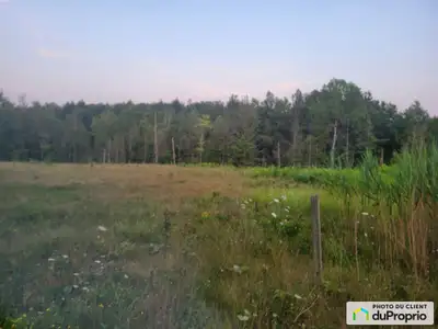 Terrain de 15,2685 acres situé dans le canton de Melbourne, lot 3511282, 665095.49(pi2),(7,63 Acres...