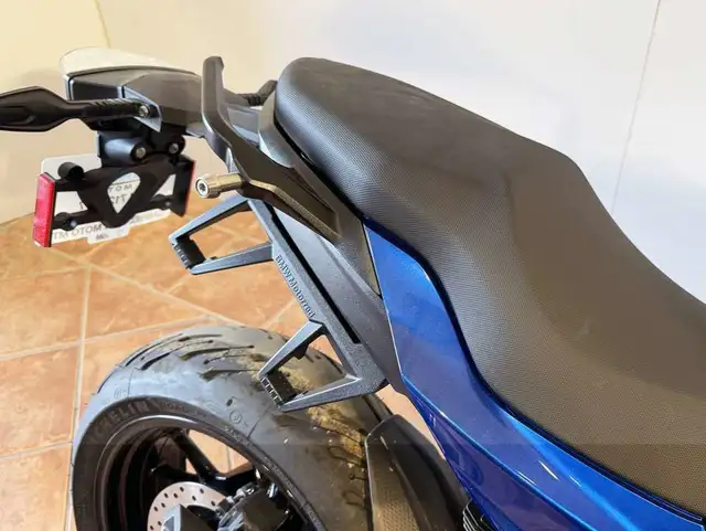 2023 BMW F900XR in Sport Bikes in City of Montréal - Image 10