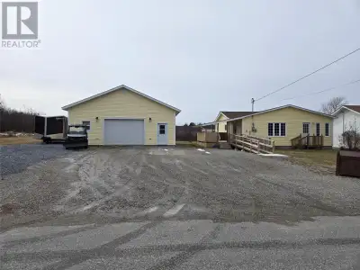 This 3 bedroom, 1 bath bungalow with detached garage is centrally located and has had many renovatio...
