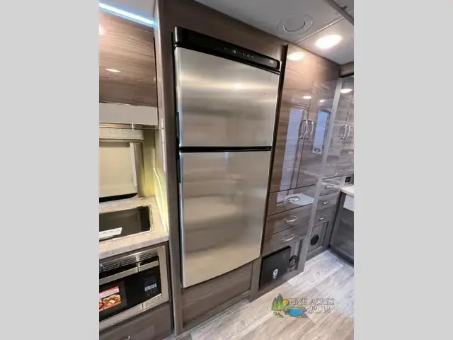 2024 Thor Motor Coach Delano Sprinter 24FB Diesel in RVs & Motorhomes in Moncton - Image 18