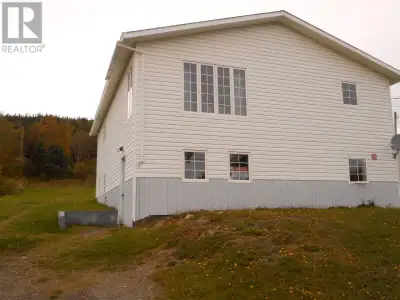 Centrally located in the town of Baie Verte with a view of the Harbour. This home has 200 amp panel,...