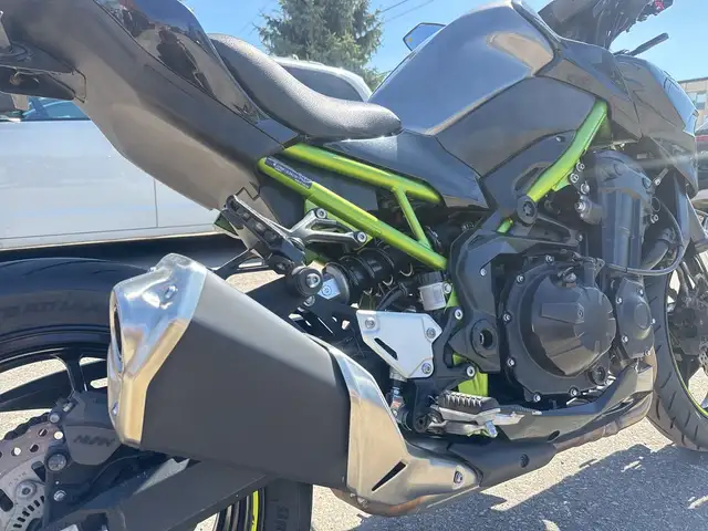 2020 Kawasaki Z900 ~ KAWASAKI Z900 ~ ABS ~ LOW KMS ~ NAKED SPORT in Street, Cruisers & Choppers in City of Toronto - Image 13