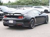 ... Engine: 5.0L V8 DOHC 32V L/100Km City: 17.1 L/100Km Hwy: 10.9 Safety Equipment ABS And Driveline... (image 4)