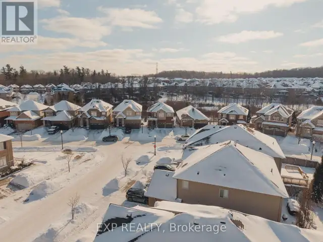 23 DOON CREEK STREET Kitchener, Ontario in Houses for Sale in Kitchener / Waterloo - Image 34