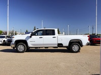 This Chevrolet Silverado 3500HD delivers a Turbocharged Diesel V8 6.6L/403 engine powering this Auto... (image 3)