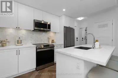 Available fully furnished for optional turnkey convenience! Effortless Luxury in Friday Harbour's Ex...