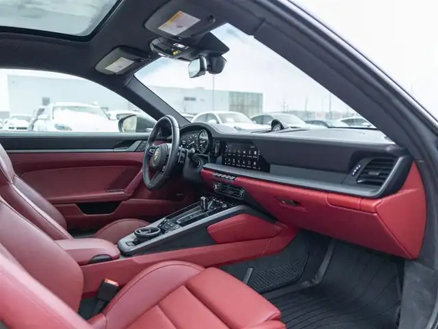 2024 Porsche 911 Carrera 4S in Cars & Trucks in London - Image 16
