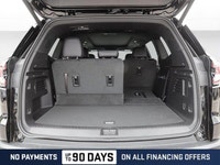 This GMC Acadia has a dependable Gas 2.5L/ engine powering this Automatic transmission. *Get Your Mo... (image 6)