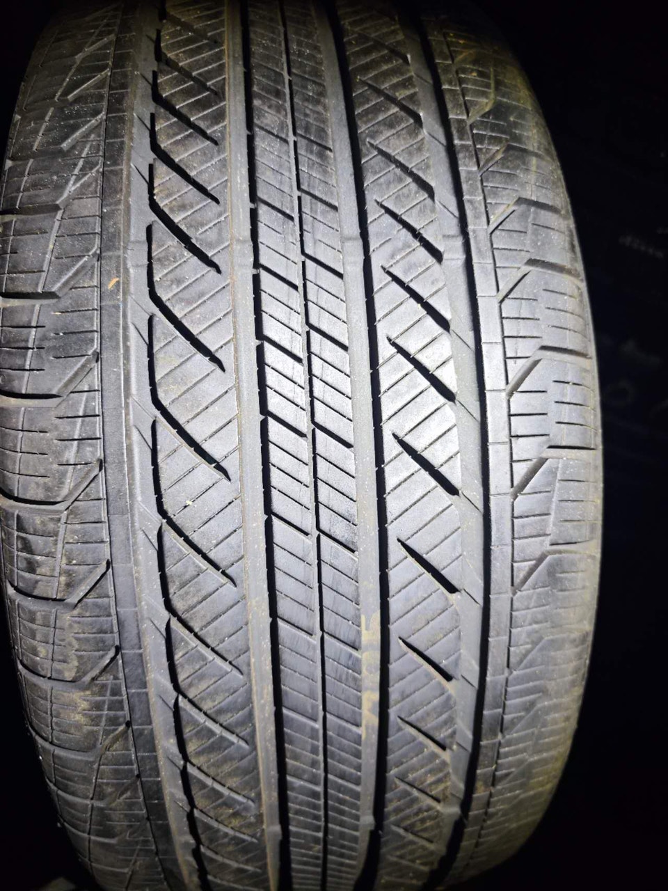 ONE 95% NEW CONTINENTAL 245/40R18 97H RUNFLAT | Tires & Rims | Markham ...
