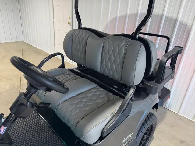 2026 EZGO RXV4 ELITE SUMMIT XT in ATVs in Vernon - Image 14