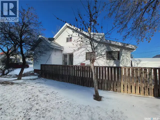 133 1st STREET W Ponteix, Saskatchewan in Houses for Sale in Swift Current - Image 30