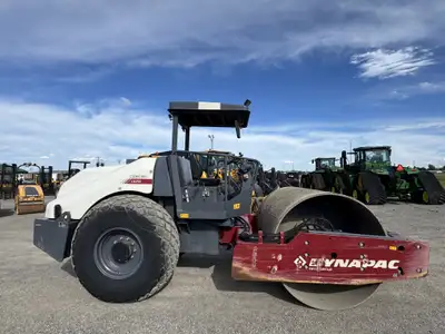 2017 Dynapac CA255 - 689 Hours - Open operator station - 84in. Smooth Drum - Dual vibratory frequenc...
