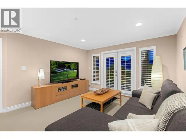 6 BEACH DRIVE West Vancouver, British Columbia in Condos for Sale in Sunshine Coast - Image 24