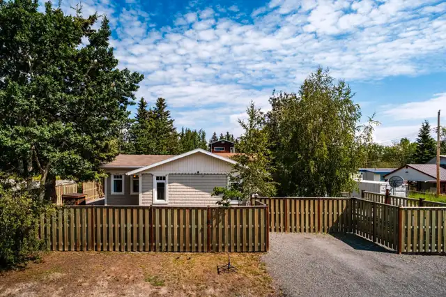 Welcome to 116 Lowell St in Haines Junction - Felix Robitaille ®63849108347779124