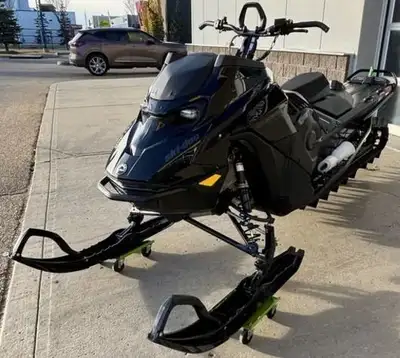 $90 BIWEEKLY WITH ZERO DOWN!! Concerned about approval? Our team of finance managers are experts in...