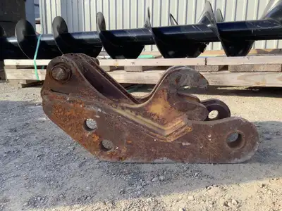 Welcome to Kent Farm Supplies Limited! TBL Coupler Miscellaneous New/Used : Used Condition : Good .
