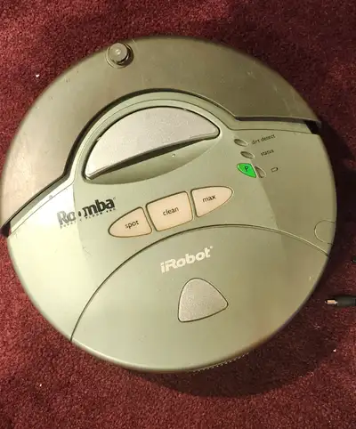 iRobot Roomba floor vac with 2 virtual walls charger 1 home base- charger 1 remote additional filter...