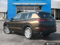 Discover the unparalleled blend of capability and convenience in this 2024 Mitsubishi Outlander SE.... (image 3)