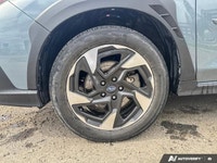 2024 Subaru Crosstrek Limited Vehicle Highlights SUBARU BOXER Engine CarPlay X-Mode Command your dai... (image 9)