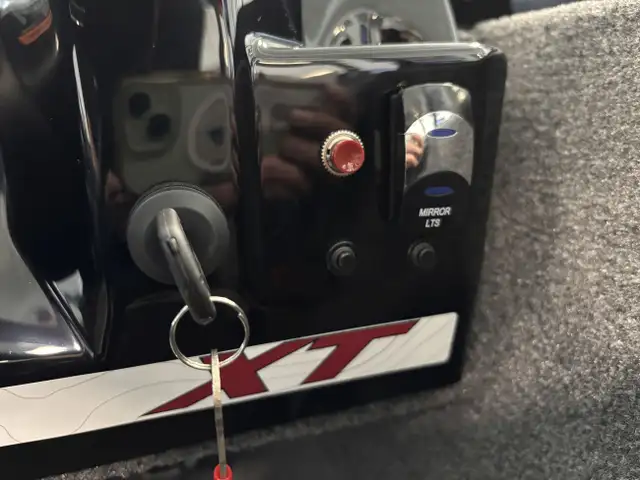 2026 Legend 17 XT Sport Package in Powerboats & Motorboats in Sudbury - Image 10