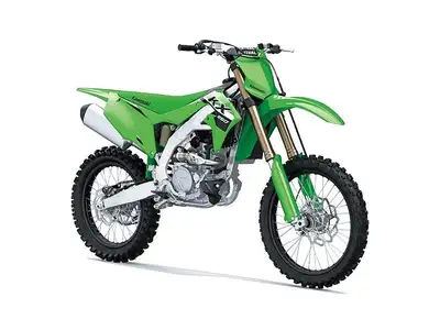 2024 Kawasaki KX450 MOTOCROSS La Kawasaki KX450 Motocross 2024 offre une puissance de course et une...