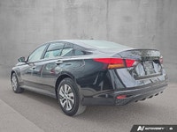 *CLEAN CARFAX, ANDROID AUTO, APPLE CAR PLAY, HEATED SEATS, *Equipped with a 7-inch touch-screen disp... (image 1)