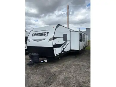 2024 Sportsmen Connect 312 BHKSE The perfect family travel trailer! This unit is half ton towable an...