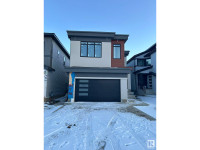 1819 17 AV NW Edmonton, Alberta