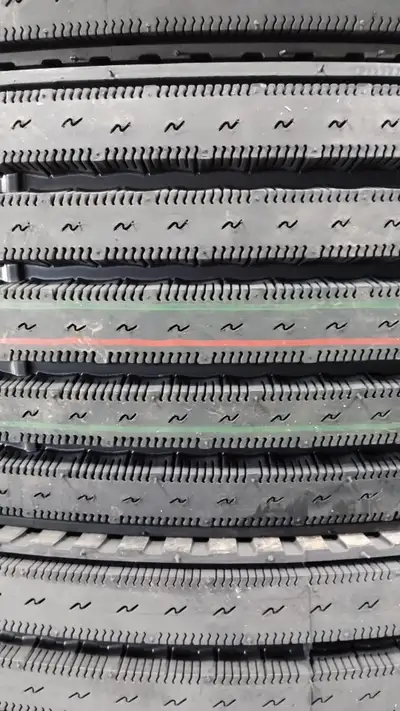 LOW PRICE WE HAVE STOCK! New Commercial Truck / Drive / Steer / Trailer Tires available wholesale. A...
