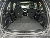 This Jeep Grand Cherokee L boasts a Regular Unleaded V-6 3.6 L/220 engine powering this Automatic tr... (image 8)