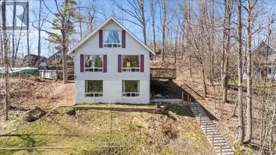 Welcome To Your Hilltop Haven In The Peaceful Waterfront Community Of Ennismore. Just 20 Minutes Fro...