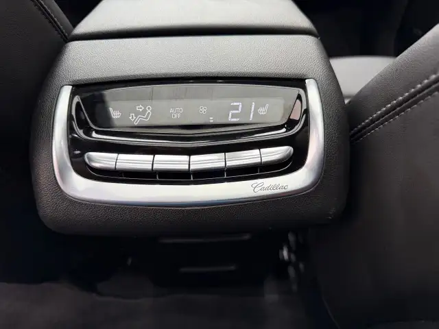 2023 Cadillac XT6 AWD Sport LOW KM!! PANO ROOF, BOSE AUDIO, LOAD in Cars & Trucks in Ottawa - Image 36