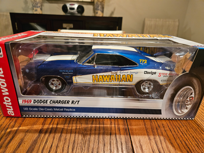 Brand new 1/18 1969 Dodge Charger " Hawaiian" tribute car. Many unique features including realistic...