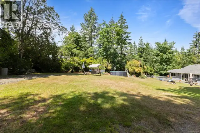 777 Salsbury Rd Courtenay, British Columbia in Houses for Sale in Comox / Courtenay / Cumberland - Image 36