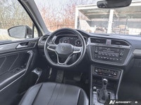 Come see this 2022 Volkswagen Tiguan Comfortline before it's too late! * This Volkswagen Tiguan is a... (image 9)