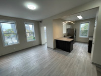 181 Balmoral - 1 BR - Available May 1st
