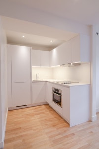 Renovated Akelius studio apartment for rent. Located near blvd Saint-Laurent in the Plateau Mont-Roy... (image 3)