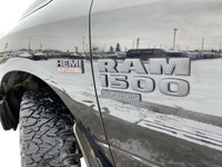 This Ram 1500 Classic has a powerful Regular Unleaded V-8 5.7 L/345 engine powering this Automatic t... (image 9)