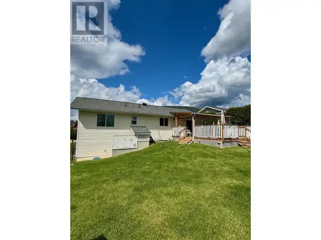 307 Dugan Street Creston, British Columbia in Houses for Sale in Nelson - Image 5