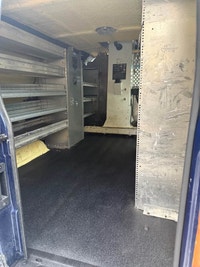 **CARS TRUCKS SUV 4X4 VAN AWD EDMONTON FINANCING AVAILABLE EASY FINANCING ** 2014 FORD E-350 SUPER D... (image 6)