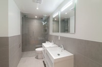 Akelius three bedroom apartment for rent. Located near Dr. Penfield in the Downtown - McGill neighbo... (image 6)