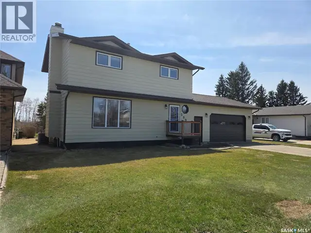 509 Carlyle AVENUE Carlyle, Saskatchewan in Houses for Sale in Regina - Image 4