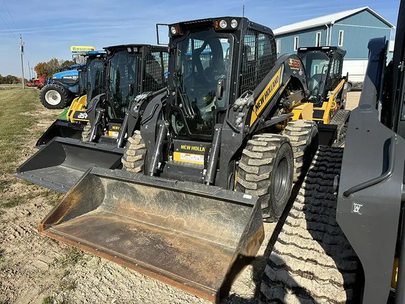 2020 New Holland L328
