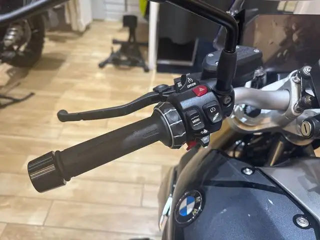 2023 BMW R 1250 R Triple Black 1250 RS Black Storm Metallic in Sport Touring in Calgary - Image 14