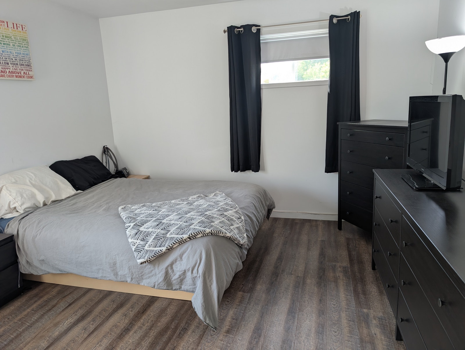 120 PE Trudeau — photo 1