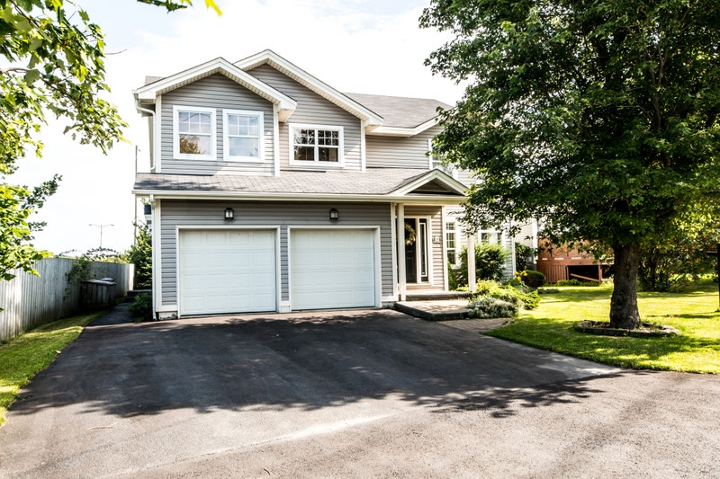 54 Oxen Pond Rd Bachelor Apt Next To MUN & Health Sciences Long Term Rentals St. John's