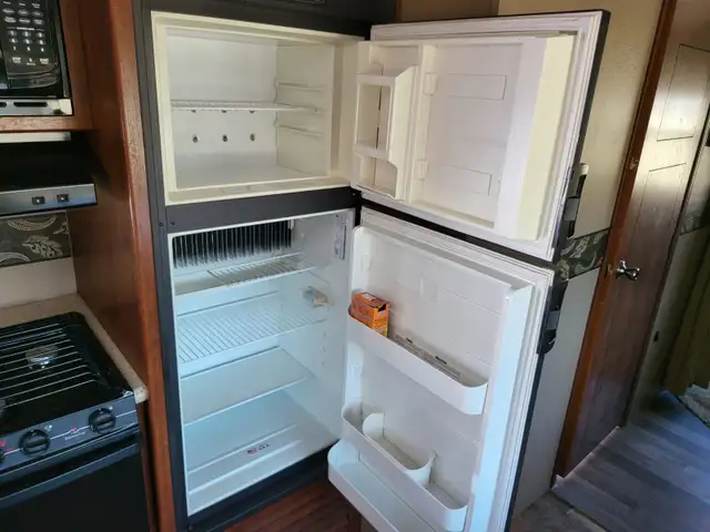 2014 Keystone OUTBACK 312 BH in Travel Trailers & Campers in St. Albert - Image 28