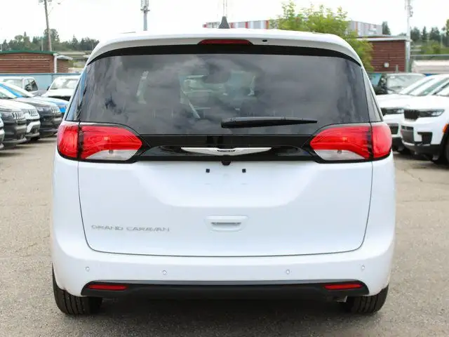 2025 Chrysler Grand Caravan SXT, Heated Leather, Lane Keep in Cars & Trucks in Calgary - Image 6