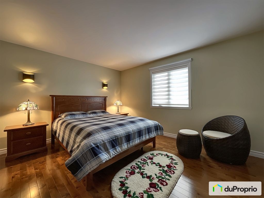 $675,000 - Bungalow for sale in St-Redempteur — photo 2