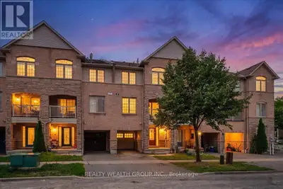 Beautifully Renovated Freehold Townhome In Desirable North East Ajax! This stunning 3-bedroom, 3-bat...